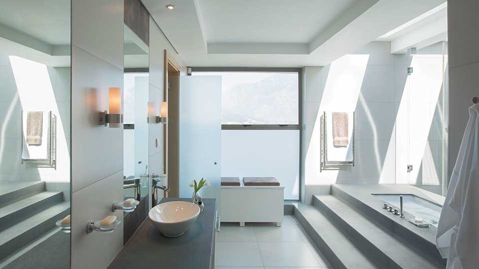Modernes Badezimmer mit Rigips Glasroc X